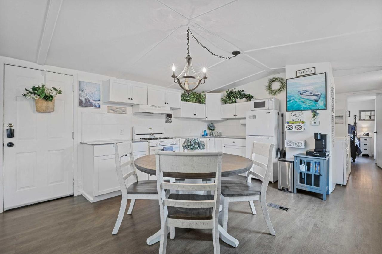 Pet-Friendly Lake Dallas Home Near Lewisville Lake Eksteriør billede